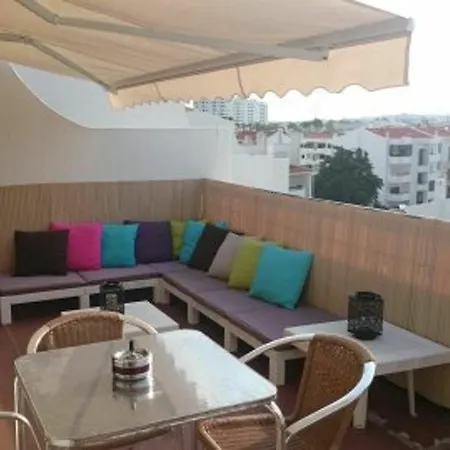 With One Bedroom In Albufeira, With Pool Access And Furnishe Apartment