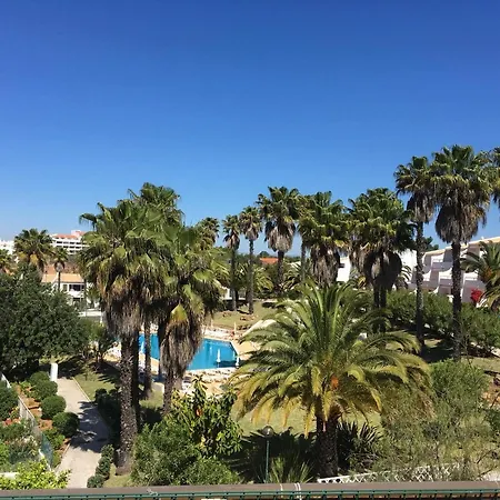 With One Bedroom In Albufeira, With Pool Access And Furnishe Apartment